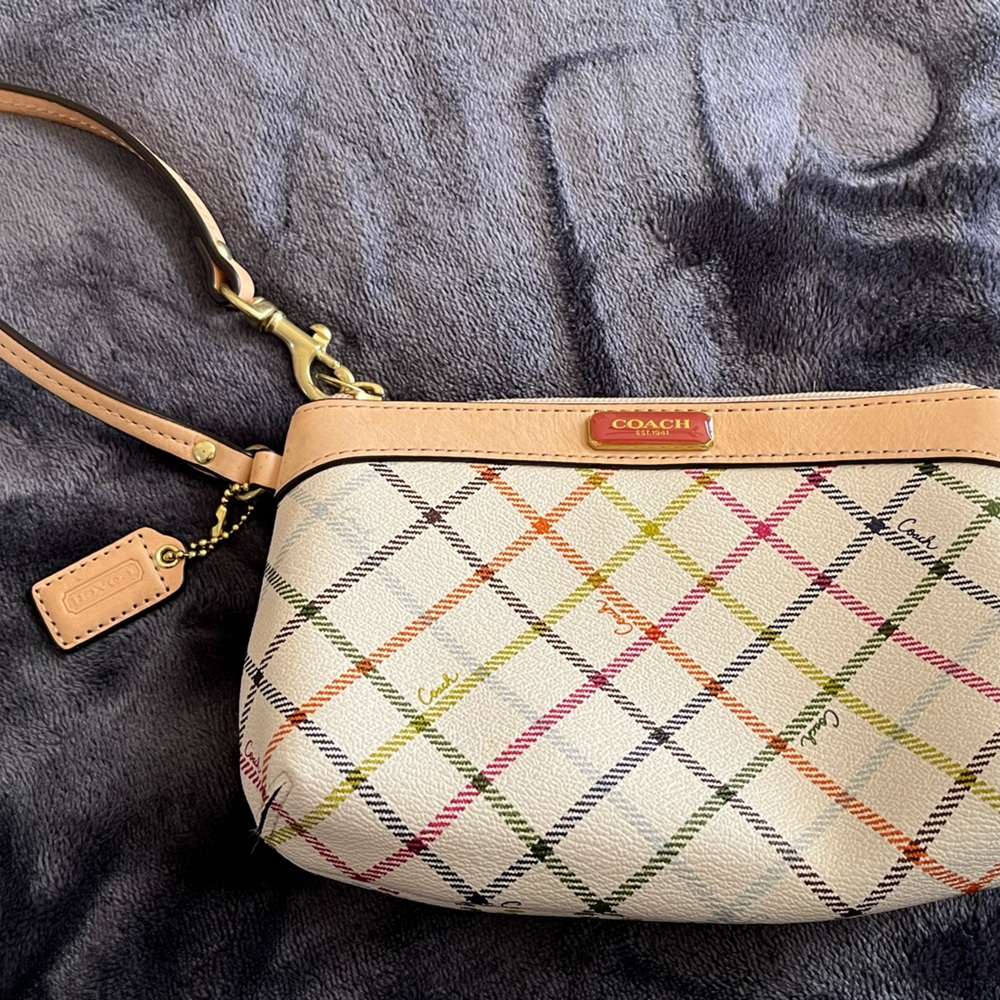 Coach tattersall wristlet